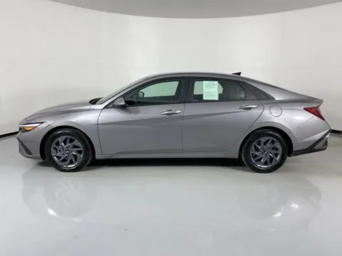 More photos of 2024 Hyundai Elantra SEL at MAG Auto - Munsterman Automotive Group, MO