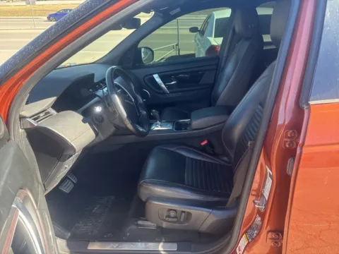 More photos of 2020 Land Rover Discovery Sport SE R-Dynamic at MAG Auto - Munsterman Automotive Group, MO