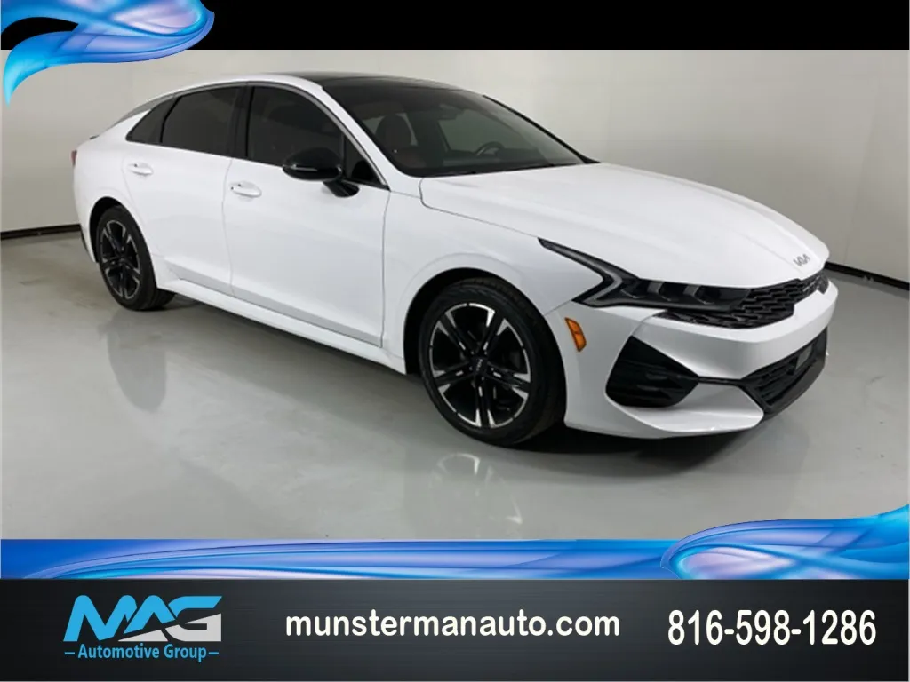 White 2022 Kia K5 GT-Line for sale in Blue Springs, MO