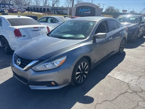 Photos of 2018 Nissan Altima 2.5 SV for sale in Blue Springs, MO at MAG Auto - Munsterman Automotive Group