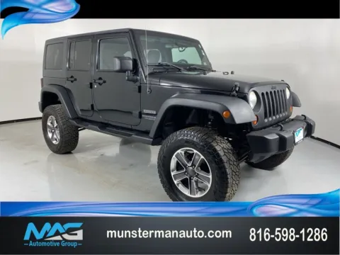 Black 2013 Jeep Wrangler Unlimited Sport for sale in Blue Springs, MO