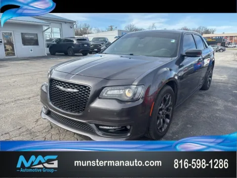Gray 2017 Chrysler 300 S for sale in Blue Springs, MO