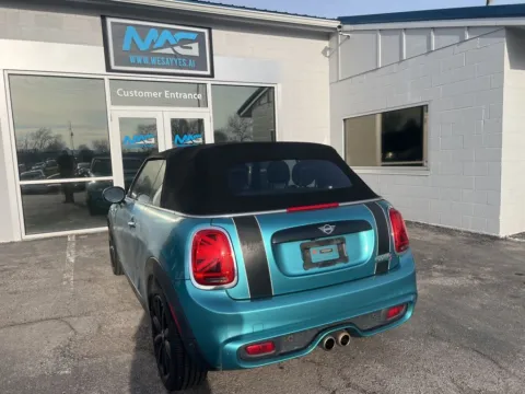 More photos of 2020 MINI Cooper S Classic at MAG Auto - Munsterman Automotive Group, MO