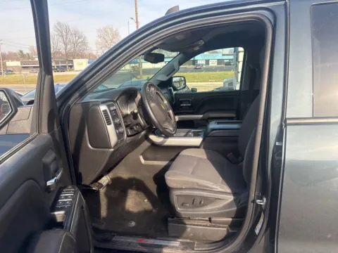 More photos of 2018 Chevrolet Silverado 1500 LT at MAG Auto - Munsterman Automotive Group, MO