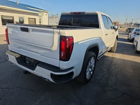 More photos of 2021 GMC Sierra 1500 Denali at MAG Auto - Munsterman Automotive Group, MO