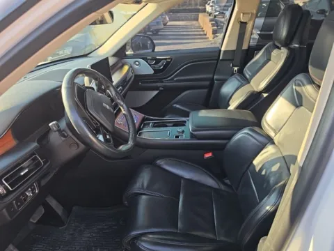 More photos of 2020 Lincoln Aviator Reserve at MAG Auto - Munsterman Automotive Group, MO