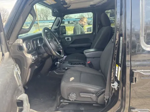 More photos of 2020 Jeep Wrangler Unlimited Sahara at MAG Auto - Munsterman Automotive Group, MO