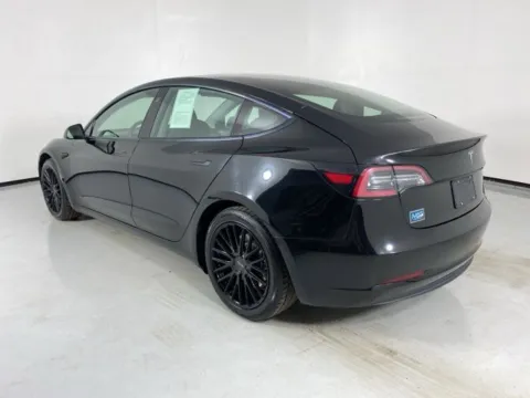 More photos of 2021 Tesla Model 3 Standard Range Plus at MAG Auto - Munsterman Automotive Group, MO