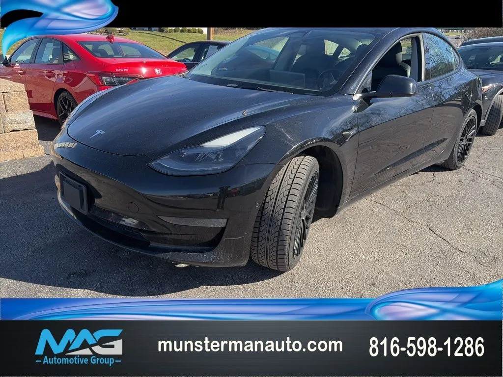 Black 2021 Tesla Model 3 Standard Range Plus for sale in Blue Springs, MO