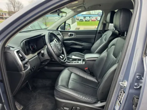 More photos of 2021 Kia Sorento EX at MAG Auto - Munsterman Automotive Group, MO