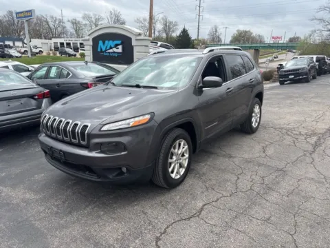 Photos of 2014 Jeep Cherokee Latitude for sale in Blue Springs, MO at MAG Auto - Munsterman Automotive Group