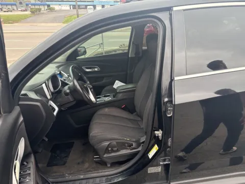 More photos of 2011 Chevrolet Equinox LT at MAG Auto - Munsterman Automotive Group, MO