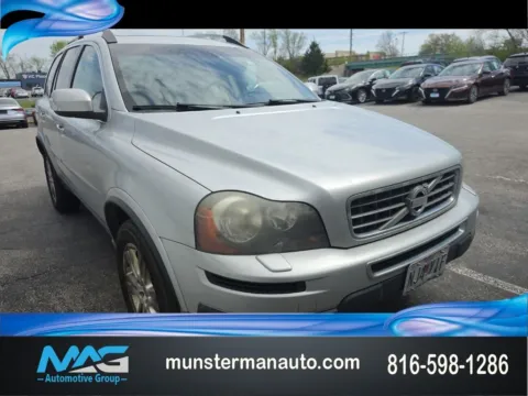 Blue 2011 Volvo XC90 3.2 for sale in Blue Springs, MO