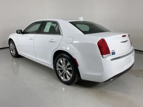 More photos of 2023 Chrysler 300 Touring at MAG Auto - Munsterman Automotive Group, MO