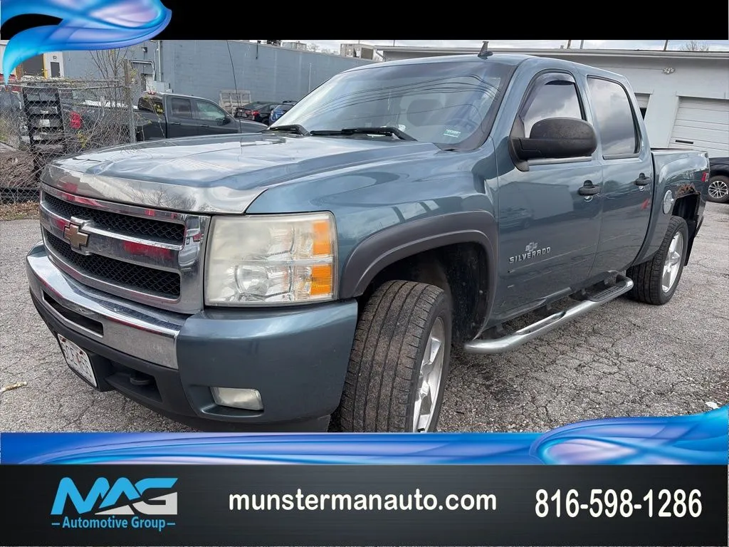Gray 2010 Chevrolet Silverado 1500 LT for sale in Blue Springs, MO