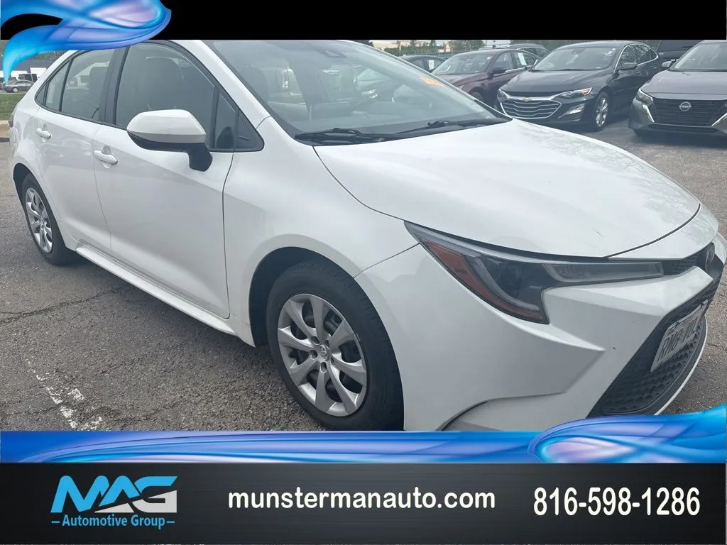 White 2020 Toyota Corolla LE for sale in Blue Springs, MO