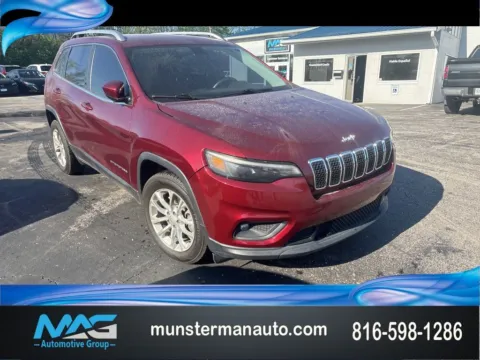 Red 2019 Jeep Cherokee Latitude for sale in Blue Springs, MO