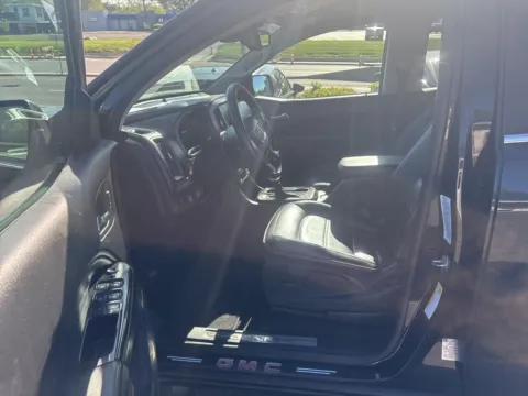 More photos of 2018 GMC Canyon Denali at MAG Auto - Munsterman Automotive Group, MO