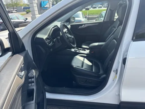 More photos of 2022 Ford Escape Plug-In Hybrid SEL at MAG Auto - Munsterman Automotive Group, MO