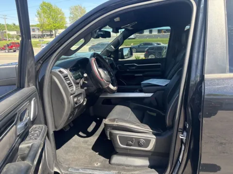 More photos of 2019 Ram 1500 Laramie at MAG Auto - Munsterman Automotive Group, MO