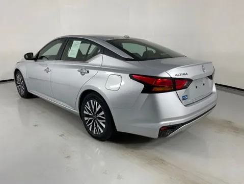 More photos of 2024 Nissan Altima 2.5 SV at MAG Auto - Munsterman Automotive Group, MO