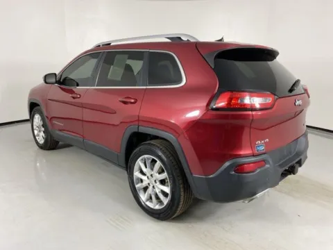More photos of 2016 Jeep Cherokee Limited at MAG Auto - Munsterman Automotive Group, MO
