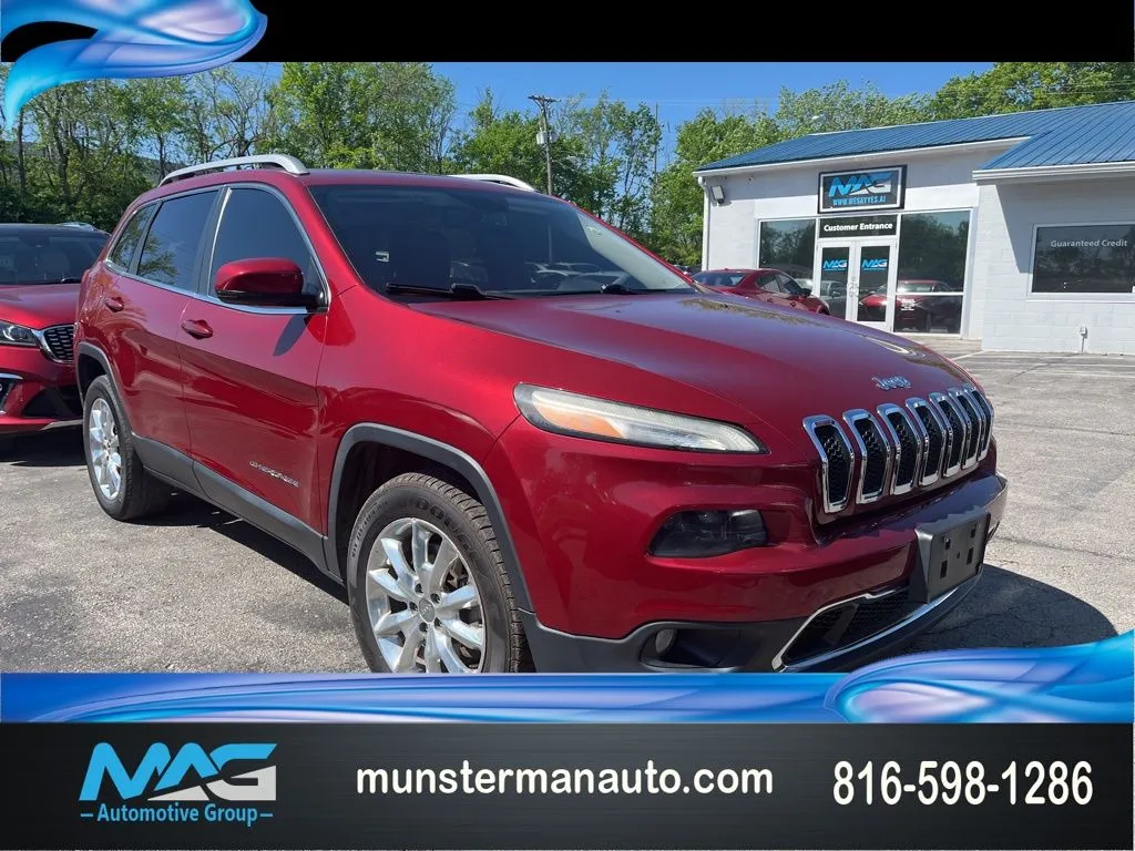 Red 2016 Jeep Cherokee Limited for sale in Blue Springs, MO