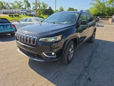 Photos of 2021 Jeep Cherokee Limited for sale in Blue Springs, MO at MAG Auto - Munsterman Automotive Group