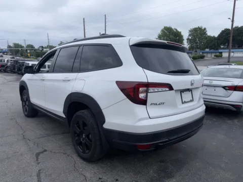 Another view of 2022 Honda Pilot TrailSport for sale in Blue Springs, MO at MAG Auto - Munsterman Automotive Group