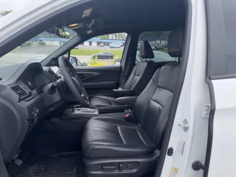 More photos of 2022 Honda Pilot TrailSport at MAG Auto - Munsterman Automotive Group, MO