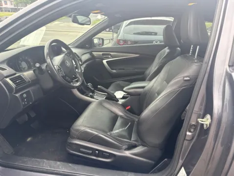 Photos of 2017 Honda Accord EX-L for sale in Blue Springs, MO at MAG Auto - Munsterman Automotive Group