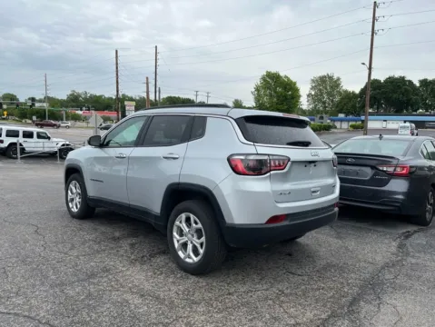 Photos of 2024 Jeep Compass Latitude for sale in Blue Springs, MO at MAG Auto - Munsterman Automotive Group