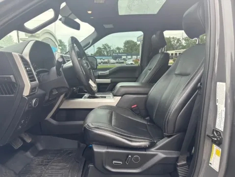 More photos of 2018 Ford F-150 Lariat at MAG Auto - Munsterman Automotive Group, MO