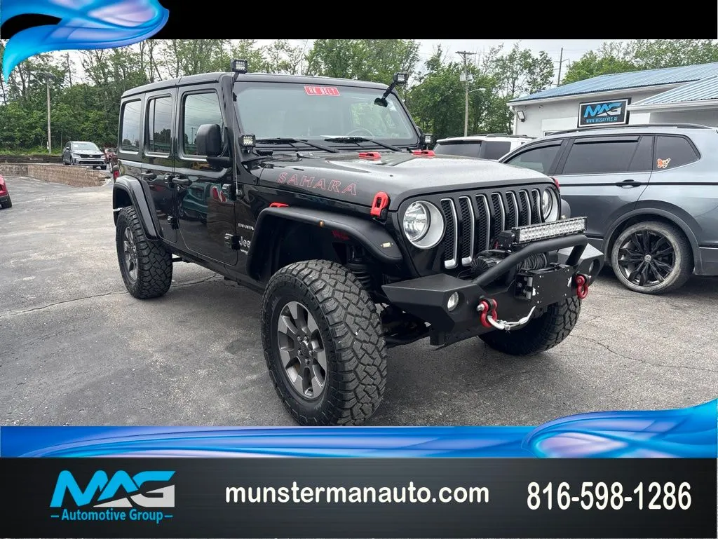 Black 2018 Jeep Wrangler Unlimited Sahara for sale in Blue Springs, MO
