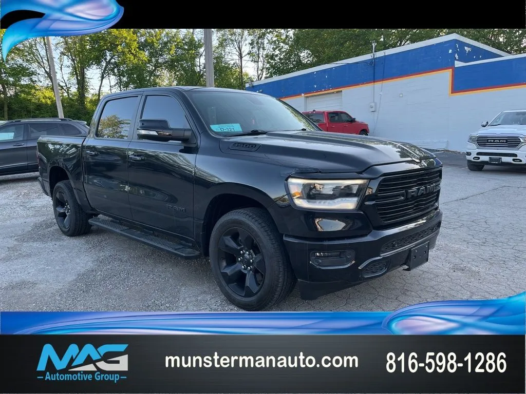 2019 RAM 1500 Big Horn/Lone Star 4x4 Crew Cab 5'7's photo