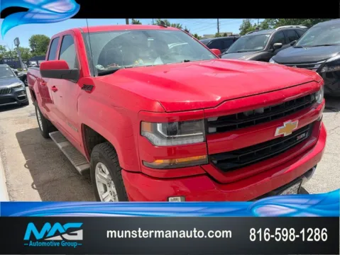 Red 2017 Chevrolet Silverado 1500 LT for sale in Blue Springs, MO