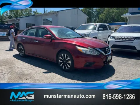 Red 2018 Nissan Altima 2.5 SL for sale in Blue Springs, MO