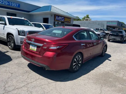 More photos of 2018 Nissan Altima 2.5 SL at MAG Auto - Munsterman Automotive Group, MO