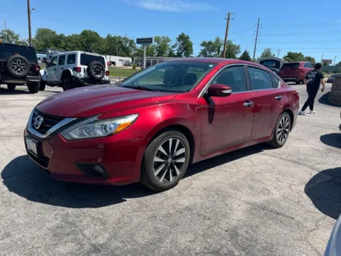 Photos of 2018 Nissan Altima 2.5 SL for sale in Blue Springs, MO at MAG Auto - Munsterman Automotive Group