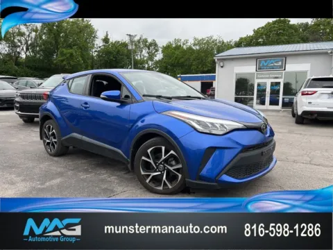 Blue 2022 Toyota C-HR XLE for sale in Blue Springs, MO