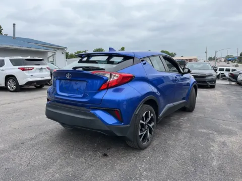More photos of 2022 Toyota C-HR XLE at MAG Auto - Munsterman Automotive Group, MO