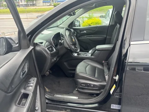 More photos of 2020 Chevrolet Equinox Premier at MAG Auto - Munsterman Automotive Group, MO