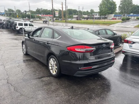 Another view of 2019 Ford Fusion Hybrid SE for sale in Blue Springs, MO at MAG Auto - Munsterman Automotive Group