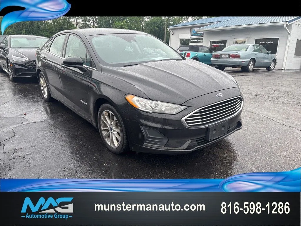 Black 2019 Ford Fusion Hybrid SE for sale in Blue Springs, MO