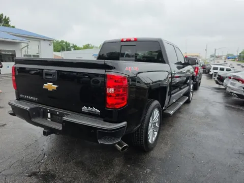 More photos of 2015 Chevrolet Silverado 1500 High Country at MAG Auto - Munsterman Automotive Group, MO