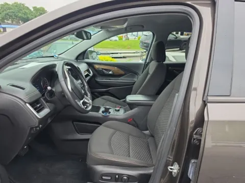 More photos of 2020 GMC Terrain SLE at MAG Auto - Munsterman Automotive Group, MO