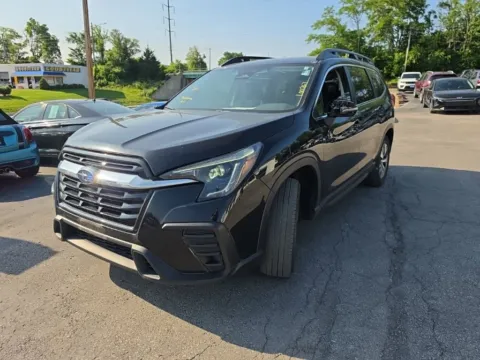 Photos of 2023 Subaru Ascent Premium for sale in Blue Springs, MO at MAG Auto - Munsterman Automotive Group