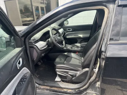 More photos of 2024 Jeep Compass Latitude at MAG Auto - Munsterman Automotive Group, MO