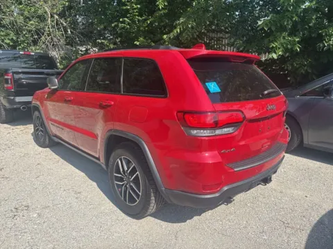 Another view of 2021 Jeep Grand Cherokee Trailhawk for sale in Blue Springs, MO at MAG Auto - Munsterman Automotive Group
