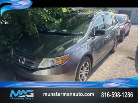 Silver 2012 Honda Odyssey EX-L for sale in Blue Springs, MO